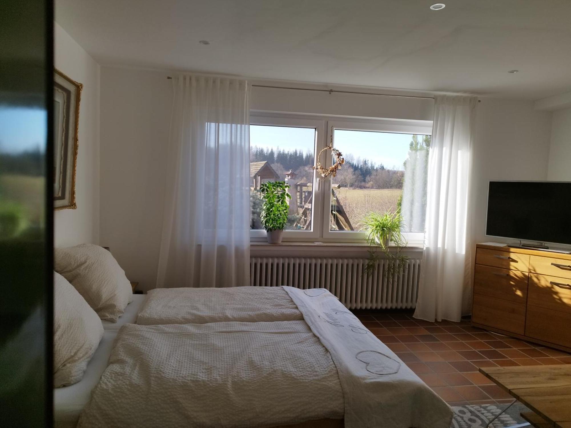 Moderne Ferienwohnung Mit Privatem Eingang - Rosa Kalletal Exterior foto